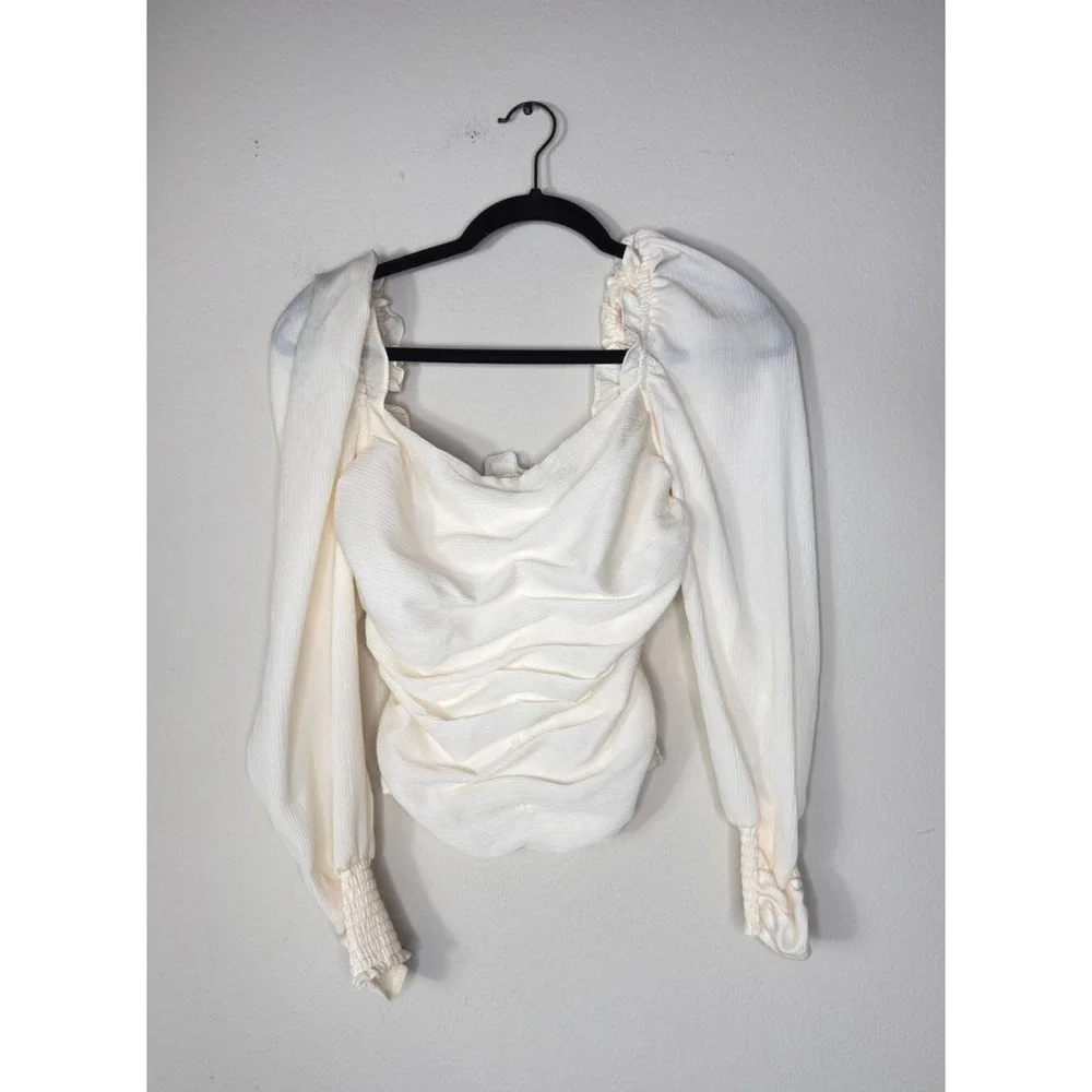 ASTR The Label Top Women XS Cream Puff Sleeve Square Neck Ruched Stirring Preppy